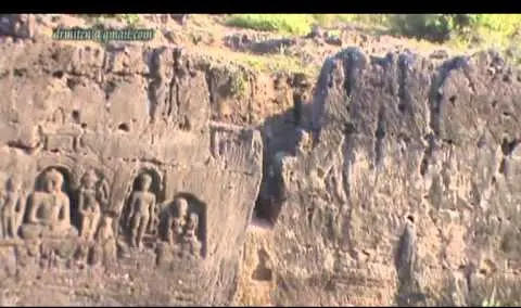 ઢાંક ગુફાઓ